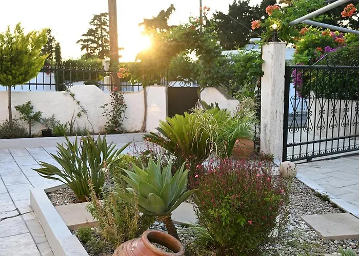 Sea View Gem Steps To Zia Square Hot Tub 别墅
