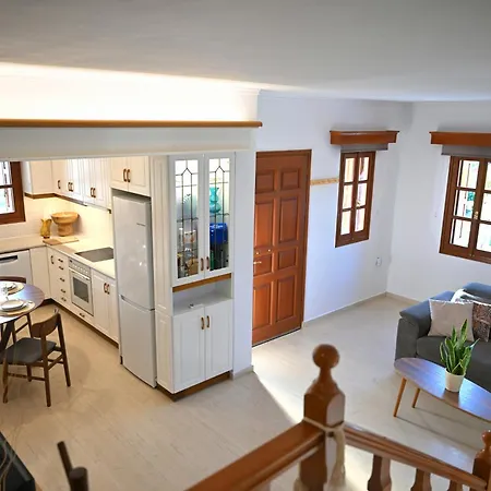 Sea View Gem Steps To Zia Square Hot Tub Villa *