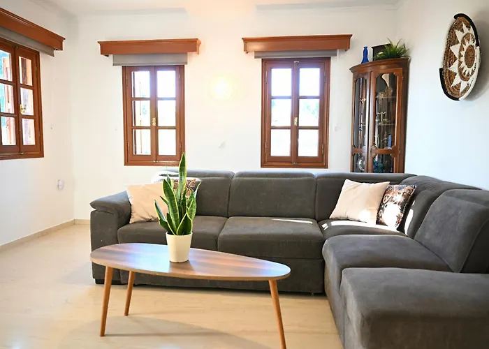 Villa Sea View Gem Steps To Zia Square Hot Tub *