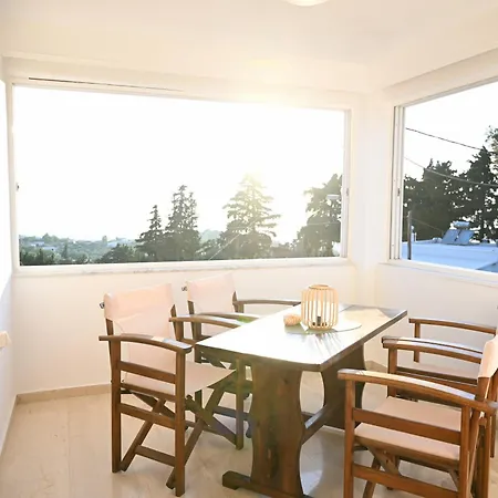 Sea View Gem Steps To Zia Square Hot Tub *