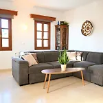Sea View Gem Steps To Zia Square Hot Tub * Lagoudi Zia